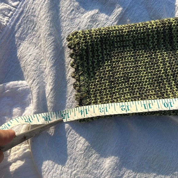 Dunollie Looms 75%Wool Sweater - Picture 11 of 13